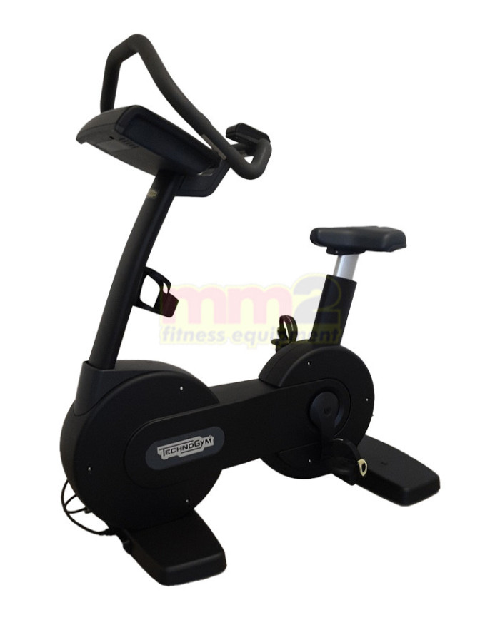 NEW BIKE EXCITE 700 TOUCH Technogym Usato Rigenerato e Garantito