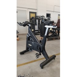 Group Cycling Matt Black