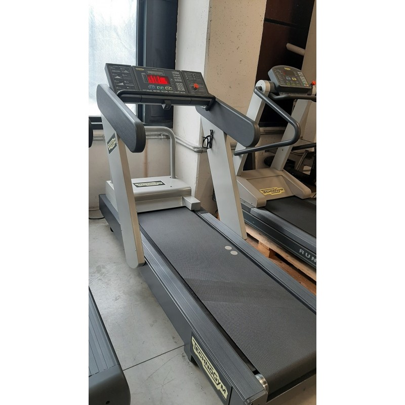 RUN RACE Technogym (Completamente rigenerato)