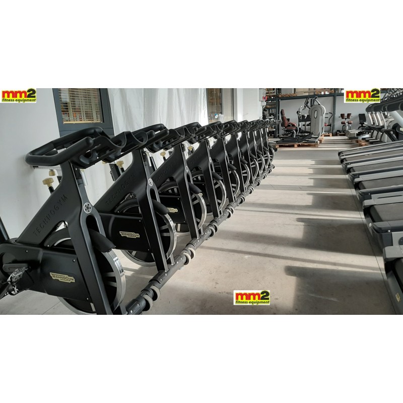 Group Cycling Matt Black