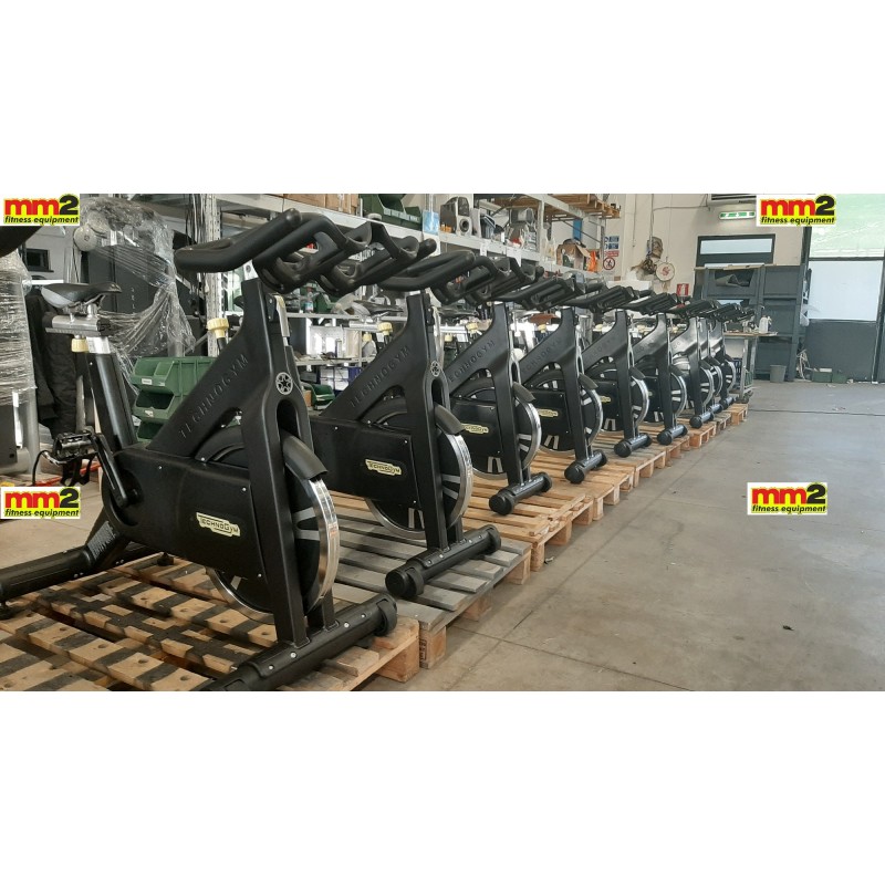 Group Cycling Matt Black