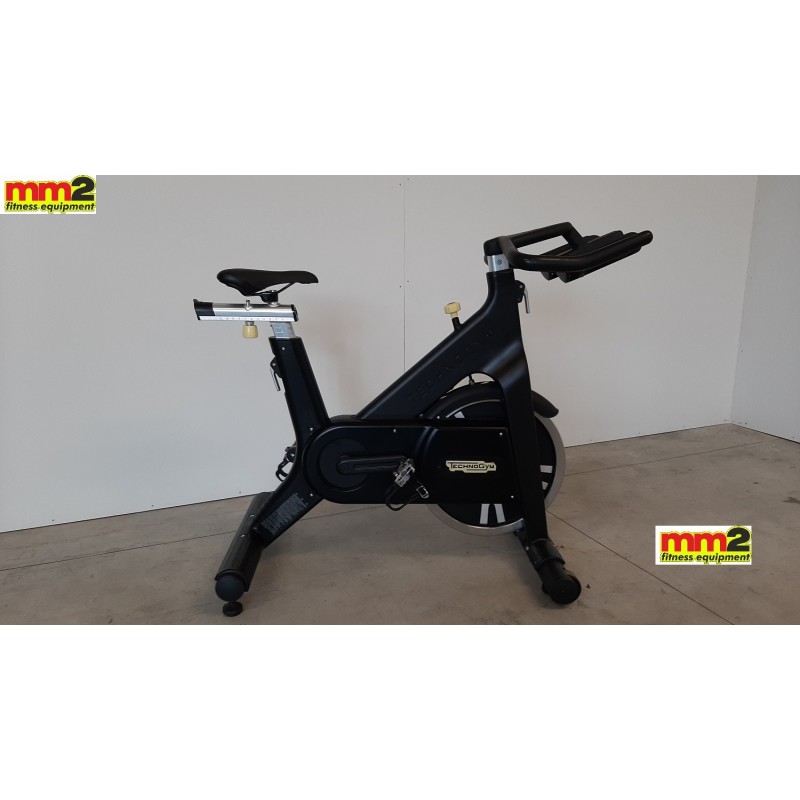 Group Cycling Matt Black