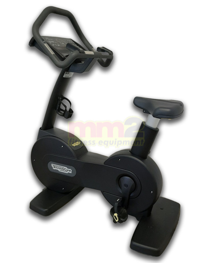 NEW BIKE EXCITE 700 LED Technogym Usata Rigenerata e Garantita