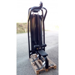 LAT MACHINE SELECTION MATT BLACK Technogym (Completamente rigenerato)